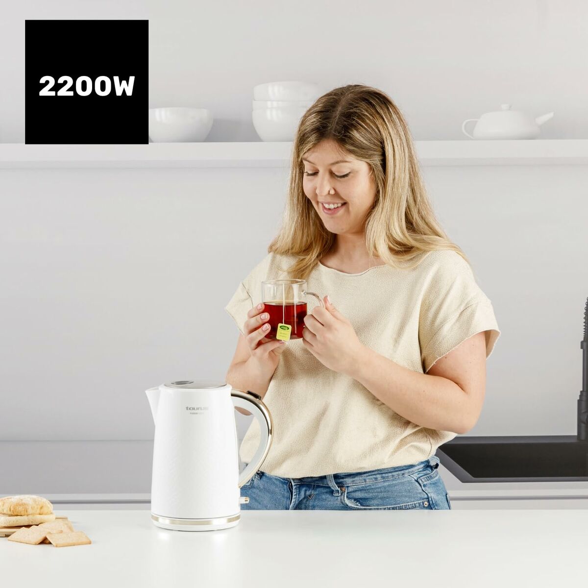 Vattenkokare Taurus 958571000 Vit Rostfritt stål Plast 2200 W 1,7 L finns hos Aktivcamping