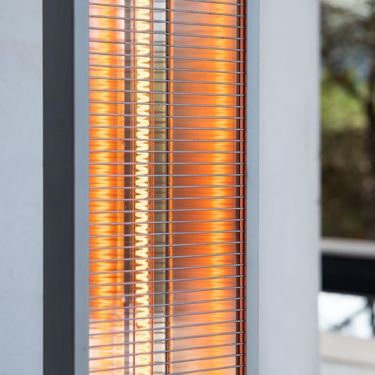 Vertikalt värmeelement Cecotec ReadyWarm 2000 Power Tower Svart 2000 W finns hos Aktivcamping