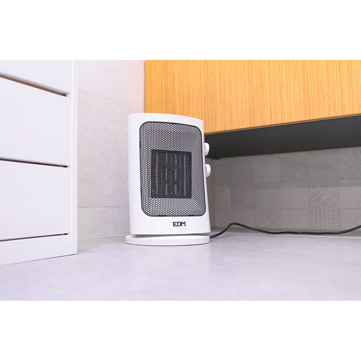 Vertikalt värmeelement EDM 07186 Grå 1000 - 1500 W Oscillation finns hos Aktivcamping