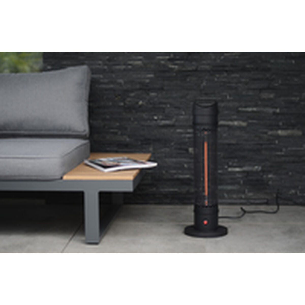 Värmeelement Activejet Activejet APH-IS800 Svart 800 W Stål Extern finns hos Aktivcamping
