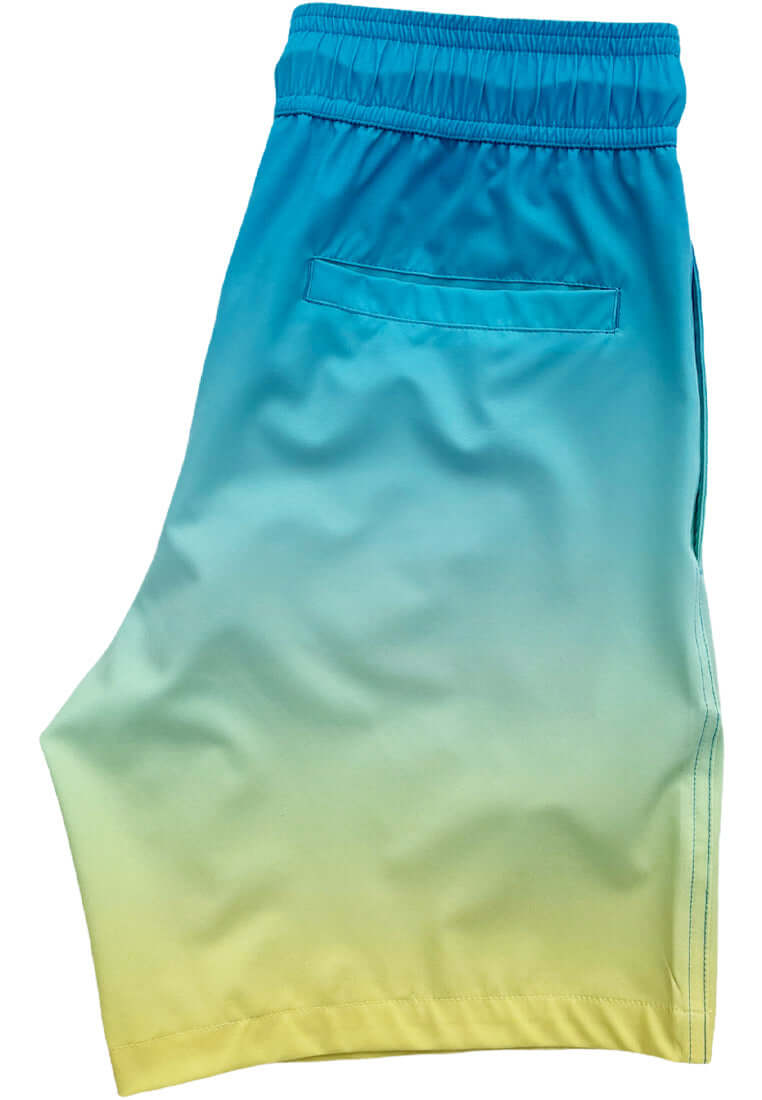 Badbyxor - Sunrise Beach Shorts finns hos Aktivcamping