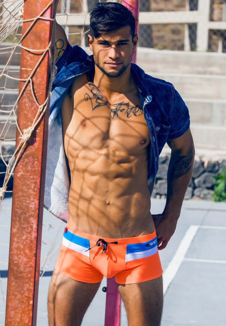 Badbyxor - Peach Beach Trunks ROOFTOP finns hos Aktivcamping