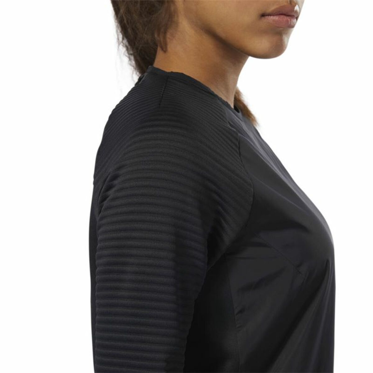 Women's Reebok Thermowarm Deltapeak Long Sleeve T-Shirt Black